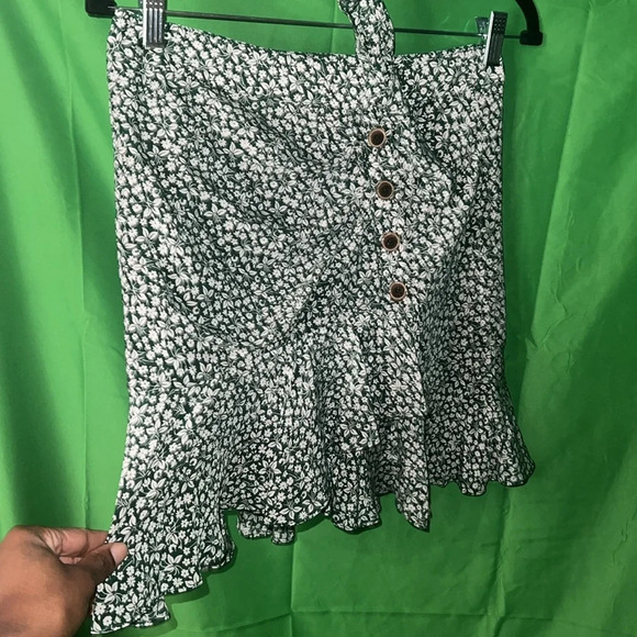 Veronica Beard 100% Silk Mini Skirt size 4 - Picture 4 of 7